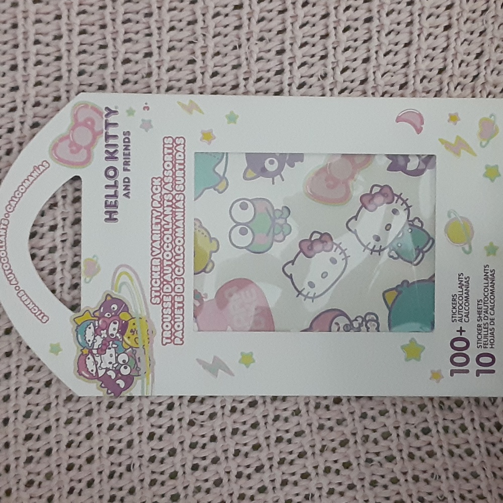 Hello Kitty & Friends Notebook & Sticker Set - Picture 10 of 11